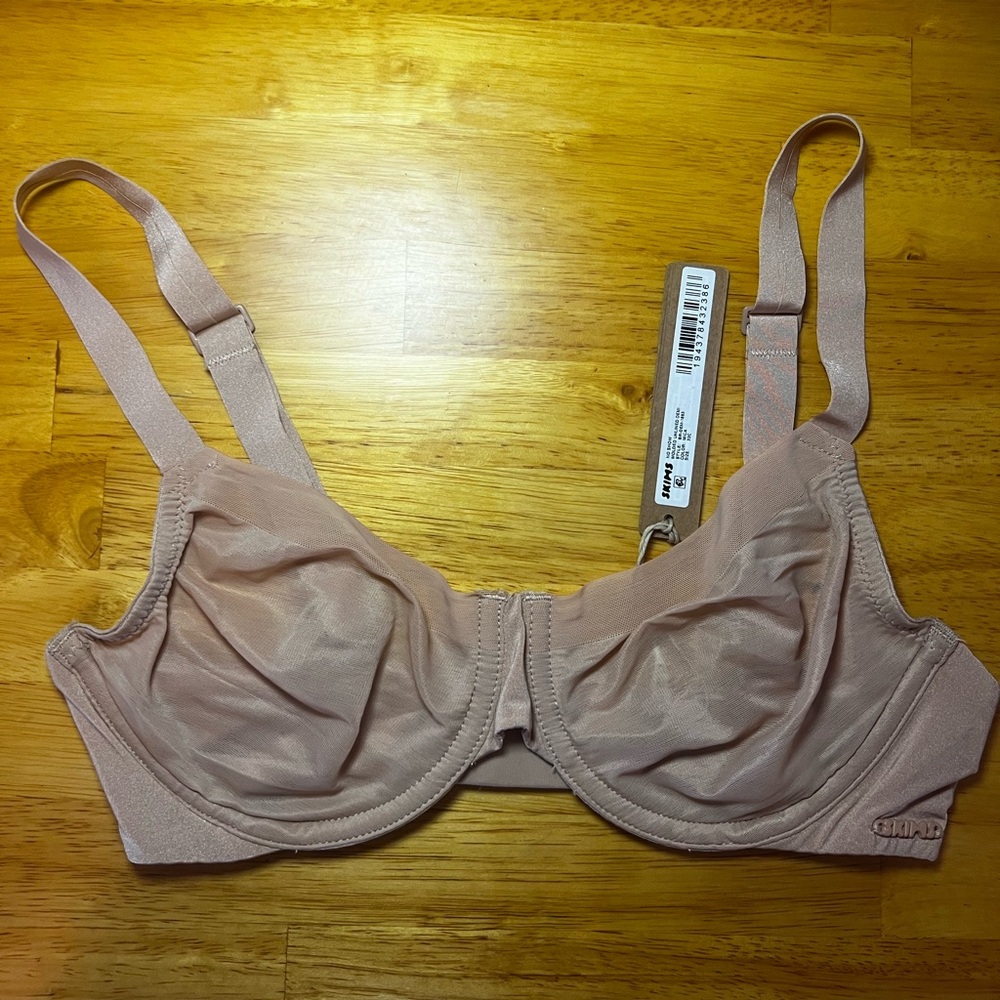 Skims Unlined Demi Bra. Size 32C. Color Mica